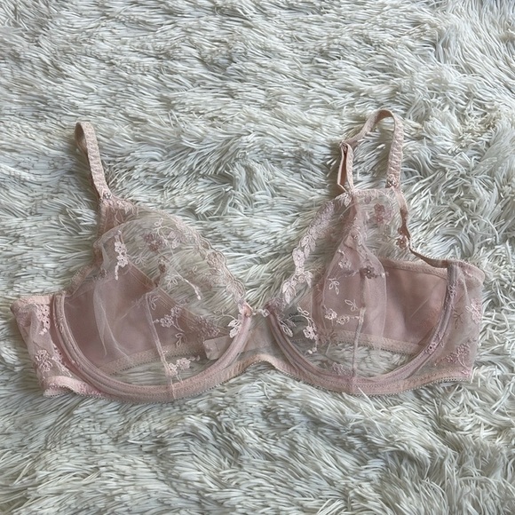 Christian Dior Pink Floral Lace Mesh Bra - Picture 1 of 10